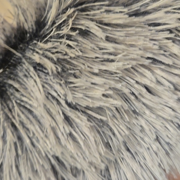 New Spunky Soul Handmade Unique & Stylish Infinity Scarf - Picture 6 of 10